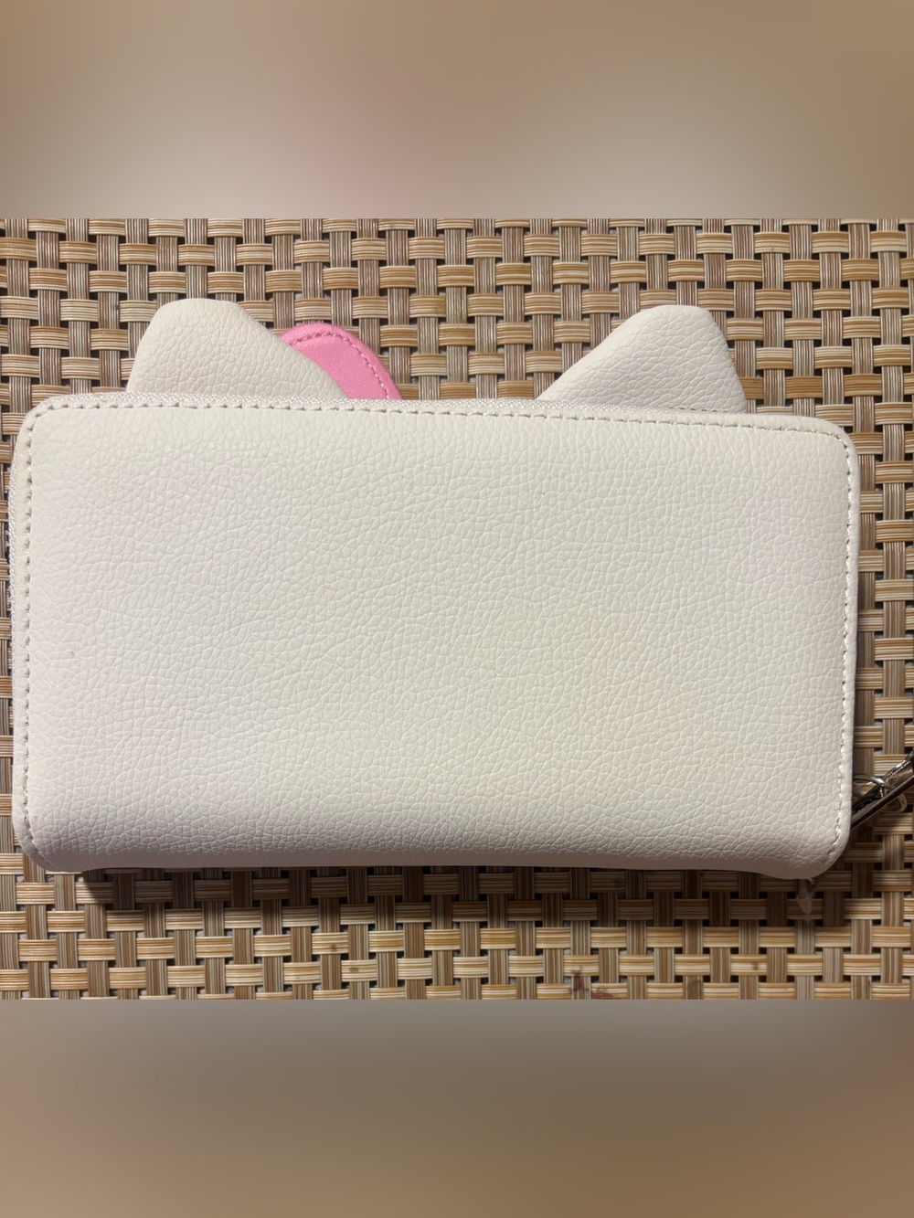 Hello Kitty White Wallet with Pink Bow and Blue Heart Sunglasses Print - Picture 2 of 5